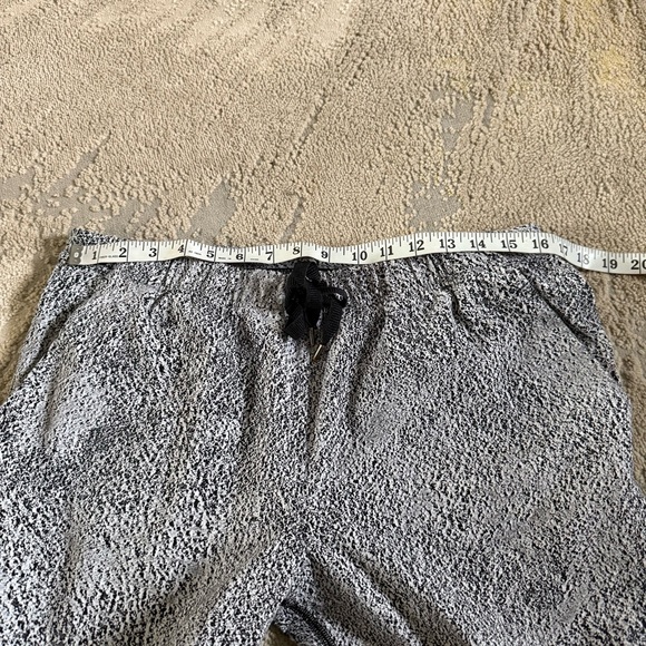 Lululemon Jet Pants  7/8 Length pull on black white speckled Luxtreme 10 - Picture 6 of 11
